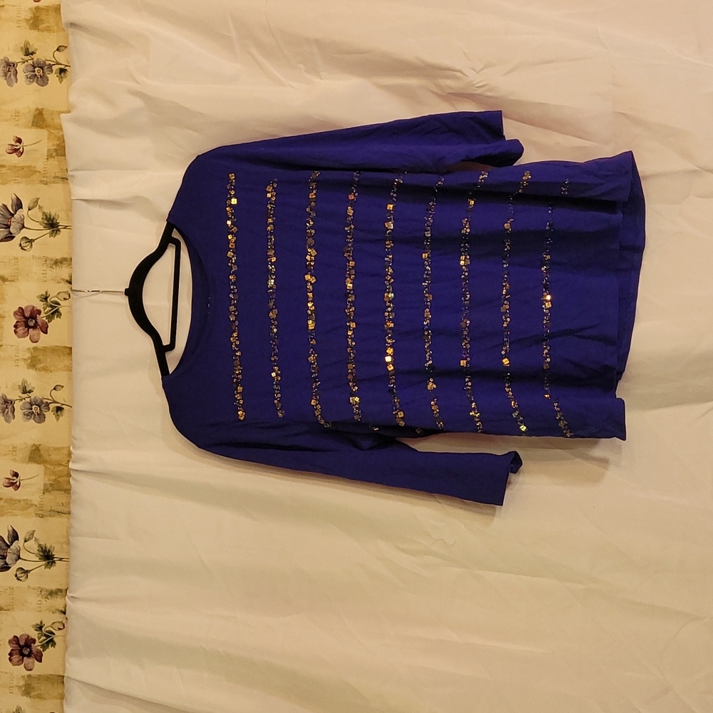 Coldwater Creek Women's Top w/ Gold Sequence Size 2X